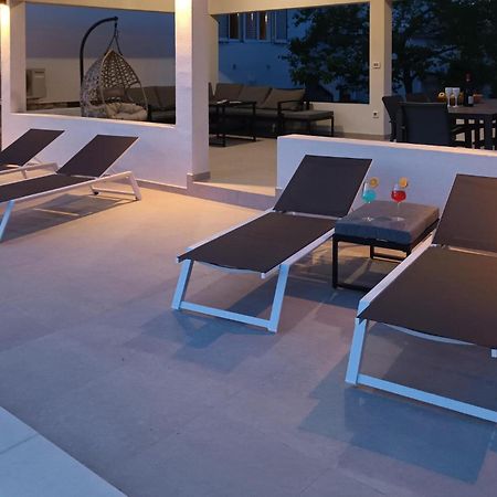 1 Bedroom Awesome Apartment In Kampor Exterior photo